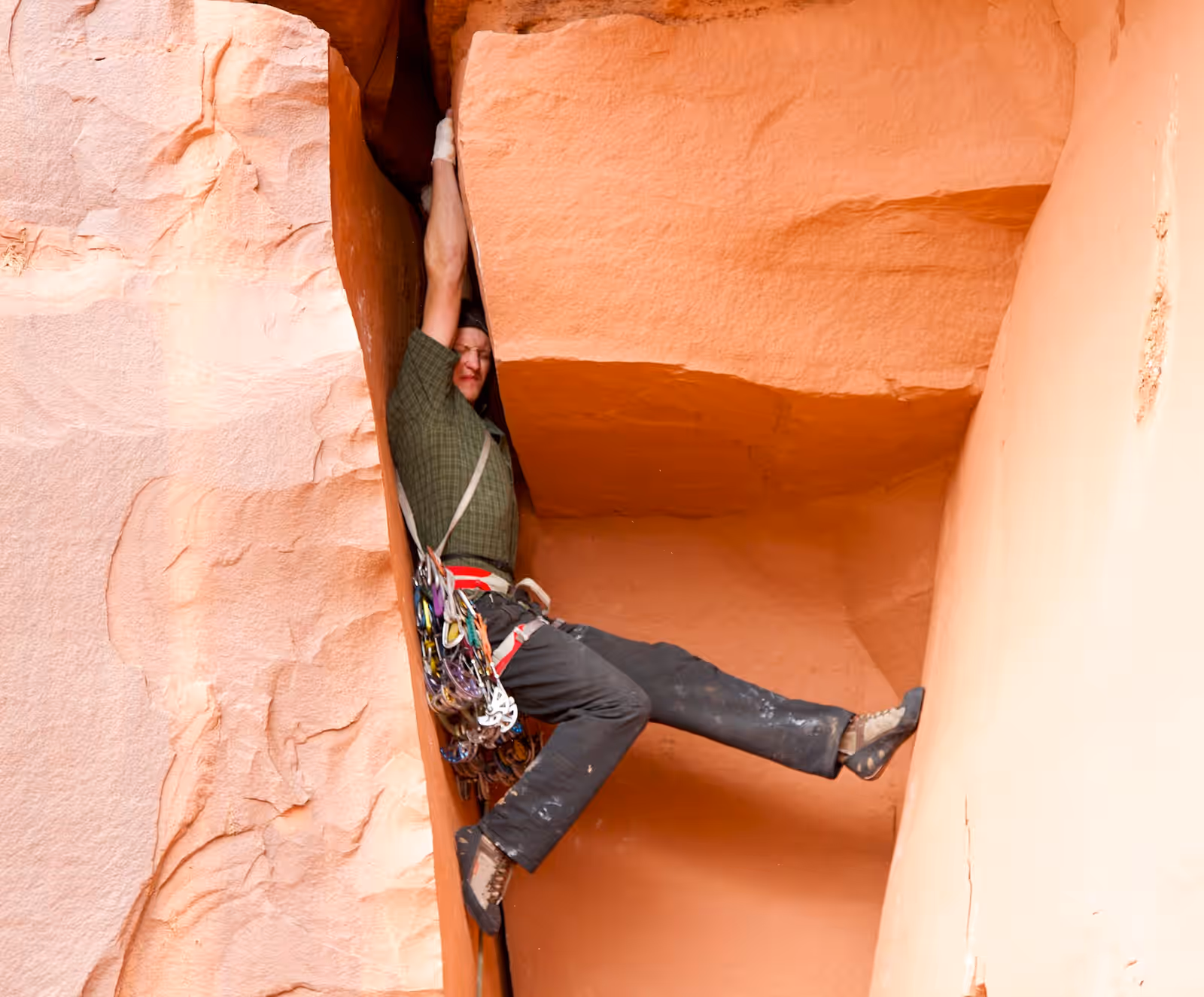 Climbing in Indian Creek