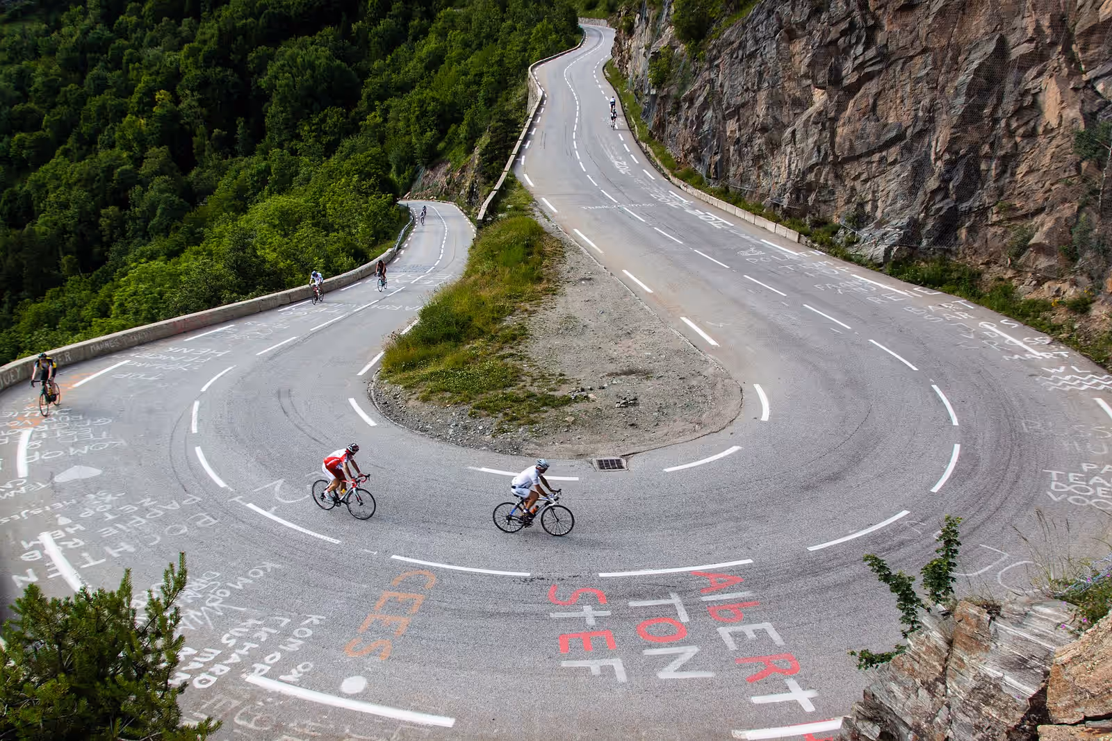 Cycling in Alpe d'Huez