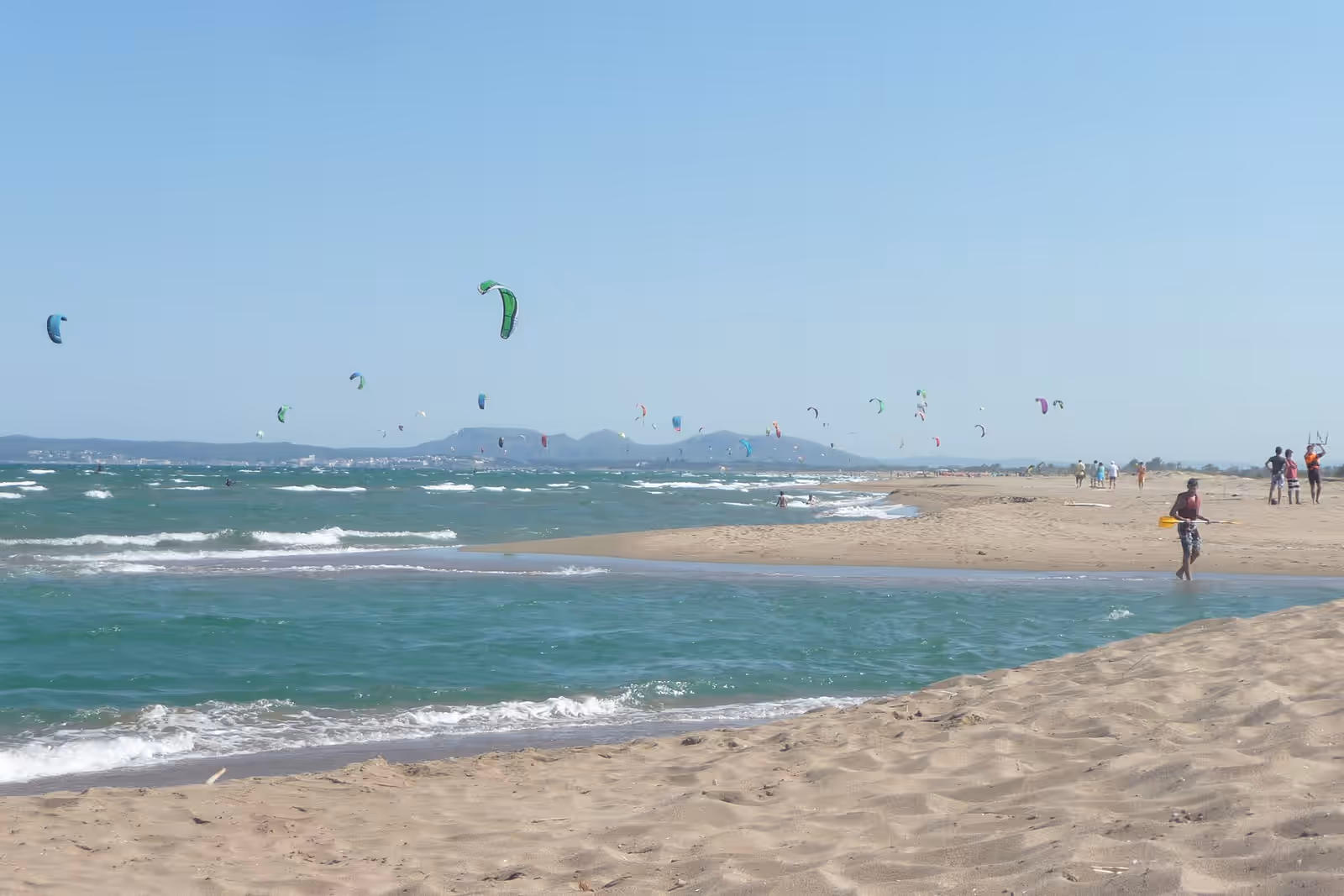 Kitesurfing in Sant Pere Pescador