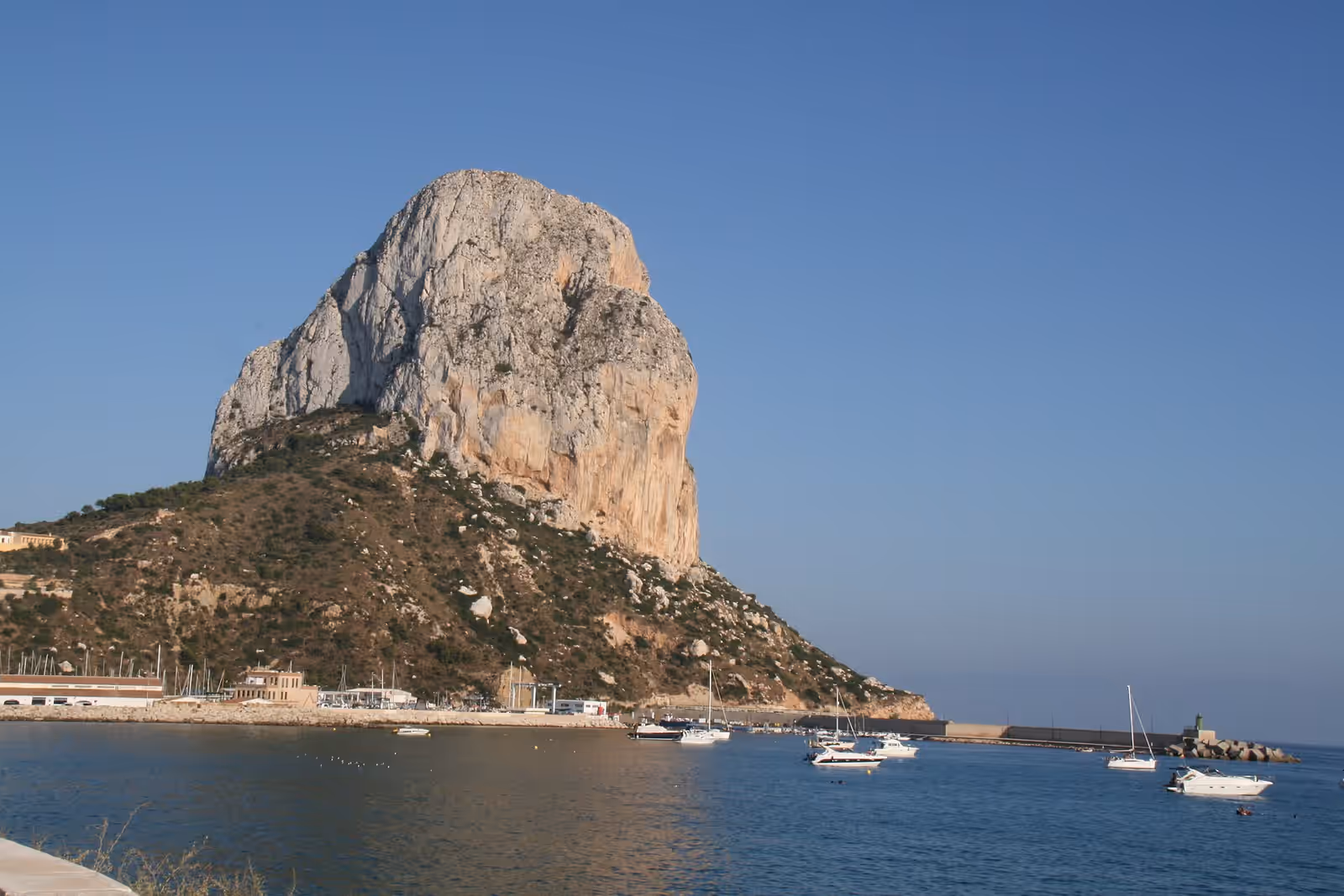 Valenciana, Comunidad